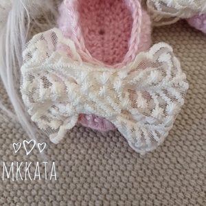 Horgolt baba cipő és  fejpánt  szett 6-12  hó - ruha & divat - babaruha & gyerekruha - babacipő - Meska.hu
