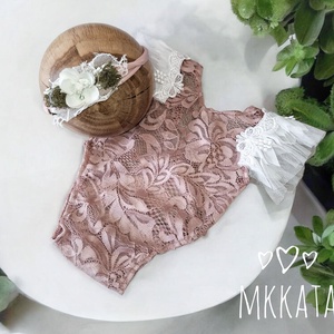 Újszülött kislány body és fejpánt szett fotózáshoz, Ruha & Divat, Babaruha & Gyerekruha, Babafotózási ruha és kellék, Varrás, MESKA