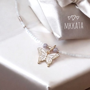 Nyaklánc gyöngy díszítéssel  - ékszer - nyaklánc - medálos nyaklánc - Meska.hu