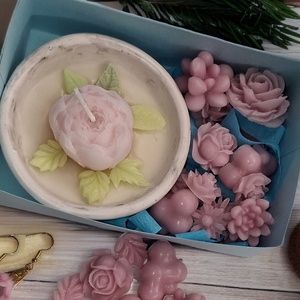  Ajándék anyukáknak babaváró figyelmesség - baba - mama - babalátogató ajándékcsomag - Meska.hu