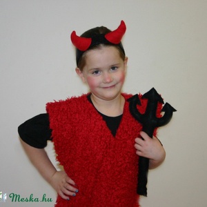 Ördög jelmez  -  - Meska.hu