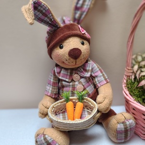 Ülő Nyuszi lány, Ünnepi díszek, dekorációk, Húsvéti díszek és dekorációk, Húsvéti asztaldíszek, Varrás, MESKA