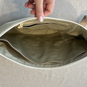 Luna bag, világos beige metál - táska & tok - kézitáska & válltáska - vállon átvethető táska - Meska.hu
