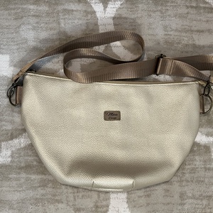 Luna bag világos barna metál fényű - Meska.hu