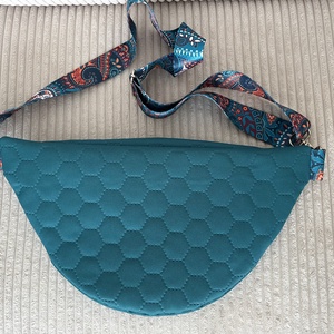 Moonlight belt bag türkizzöld - táska & tok - kézitáska & válltáska - vállon átvethető táska - Meska.hu