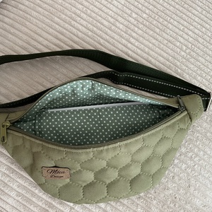 Simple belt bag zöld - táska & tok - övtáska - Meska.hu