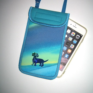 Tacsis mobitok Plus-os méretű telefonokhoz  XL-es tok állítható pánttal Hologramos tacskó kutya - táska & tok - pénztárca & más tok - telefontok - Meska.hu