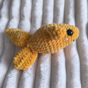 Bubbi, a horgolt halacska - játék & sport - plüssállat & játékfigura - más figura - Meska.hu