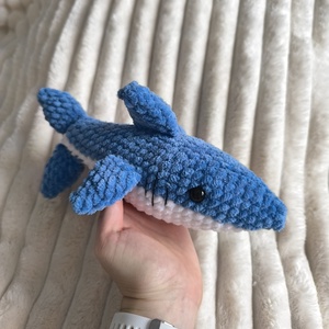 Fincsi, a horgolt cápa - játék & sport - plüssállat & játékfigura - más figura - Meska.hu