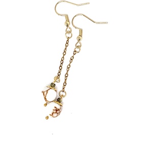 �Kincugi álom kézműves howlit gyöngy lógós fülbevaló, Ékszer, Fülbevaló, Lógó fülbevaló, Ékszerkészítés, MESKA