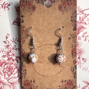 �Kincugi álom kézműves howlit gyöngy lógós fülbevaló - ékszer - fülbevaló - lógó fülbevaló - Meska.hu