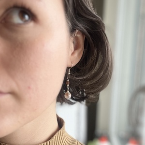 �Kincugi álom kézműves howlit gyöngy lógós fülbevaló - ékszer - fülbevaló - lógó fülbevaló - Meska.hu