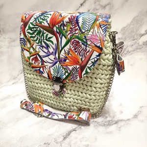 Fehér trópusi mintás oldaltáska - táska & tok - kézitáska & válltáska - vállon átvethető táska - Meska.hu