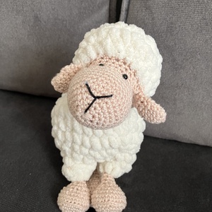 Horgolt bárányka, Játék & Sport, Plüssállat & Játékfigura, Plüss bárány, , MESKA