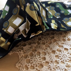 Autós maszk, női gumis orrú arcmaszk, designer textil maszk - női - női - Meska.hu