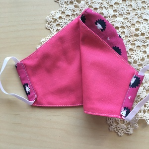 Rózsaszín sünis maszk, női gumis orrú arcmaszk, designer textil maszk - női - női - Meska.hu