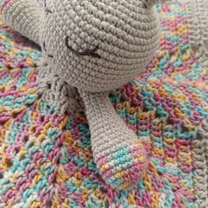 Horgolt nyuszi alvóka - játék & sport - Meska.hu