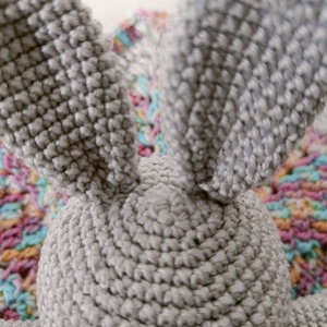 Horgolt nyuszi alvóka - játék & sport - Meska.hu