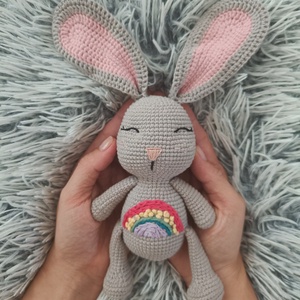 Horgolt nyuszi, különleges hímzéssel - Meska.hu