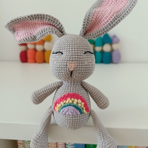 Horgolt nyuszi, különleges hímzéssel - játék & sport - plüssállat & játékfigura - nyuszi - Meska.hu