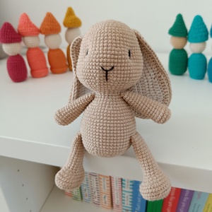 Horgolt nyuszi, levehető sapkával  - Meska.hu