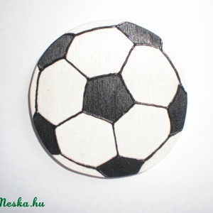 Focilabda hűtőmágnes - Meska.hu