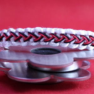 női paracord  karkötő piros, fekete mintás, Ékszer, Karkötő, Fonott karkötő, Ékszerkészítés, MESKA