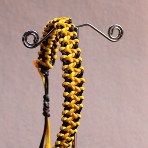 Paracord mintás karkötő - ékszer - karkötő - fonott karkötő - Meska.hu