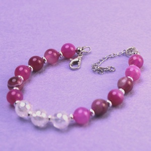 Karkötő aqua aura kvarc és szalagos magenta achát - ékszer - karkötő - ásványkarkötő - Meska.hu