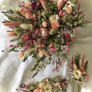 BOHO-MINI-ELEGANCE SZETT-Menyasszonyi Csokor-Vőlegény kitűző-Hajdísz Szett Esküvőre - esküvő - menyasszonyi- és dobócsokor - Meska.hu