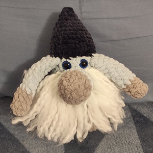 Elegáns horgolt szakállas manó sötétkék sapkában (23 cm) - Meska.hu
