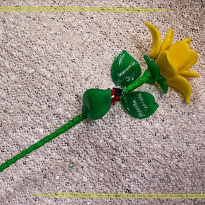 Üveg rózsa - Sárga opál üveg - otthon & életmód - dekoráció - asztal és polc dekoráció - díszüveg - Meska.hu