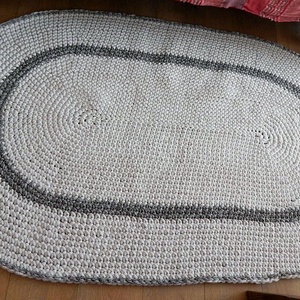 Horgolt  ovális  szőnyeg  -  - Meska.hu