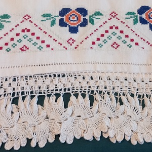 Koma mendő, kis terítő, Otthon & Életmód, Konyhafelszerelés, tálalás, Tálalás, Terítő, Hímzés, Horgolás, MESKA