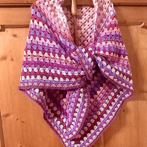 Horgolt vállkendő   - Meska.hu