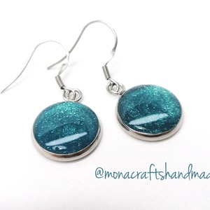 Aurora - türkizkék csillámos fülbevaló acél alappal  (15 mm) - ékszer - fülbevaló - lógós kerek fülbevaló - Meska.hu