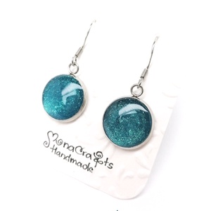 Aurora - türkizkék csillámos fülbevaló acél alappal  (15 mm) - ékszer - fülbevaló - lógós kerek fülbevaló - Meska.hu