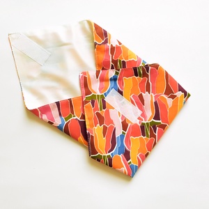 Újraszalvéta, szendvics csomagoló, textil szalvéta, színes tulipános - táska & tok - uzsonna- & ebéd tartó - szendvics csomagoló - Meska.hu