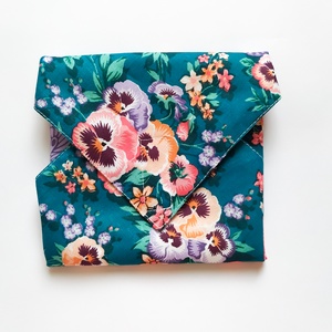 Újraszalvéta, szendvics csomagoló, textil szalvéta, türkiz alapon pillangós - Meska.hu