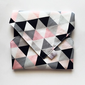 Újraszalvéta, textil szalvéta, szendvics csomagoló, rózsaszín háromszögek - Meska.hu
