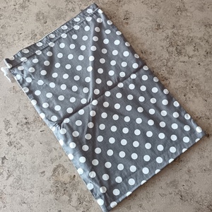 Nagy méretű kenyereszsák, frissentartó zsák, pékárus zsák-Szürke alapon fehér nagy pöttyös - táska & tok - bevásárlás & shopper táska - kenyeres zsák - Meska.hu
