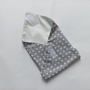 Újraszalvéta, szendvics csomagoló, vilgos szürke alapon fehér pöttyös - táska & tok - uzsonna- & ebéd tartó - szendvics csomagoló - Meska.hu