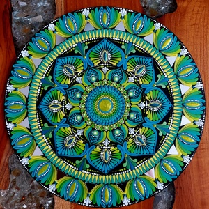 Kékes-zöldes-sárgás színátmenetes kisebb mandala, Otthon & Életmód, Dekoráció, Spiritualitás, Mandala, Festészet, MESKA