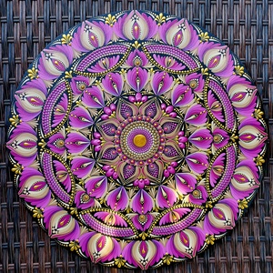 40 cm-es rózsaszín magnólia színvilágú mandala, Otthon & Életmód, Dekoráció, Spiritualitás, Mandala, Festészet, Festett tárgyak, MESKA