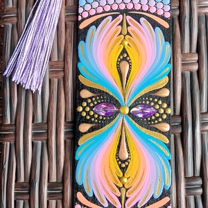 Kézzel festett mandalás könyvjelző későnyári színvilággal, Otthon & Életmód, Dekoráció, Spiritualitás, Mandala, Festészet, Festett tárgyak, MESKA
