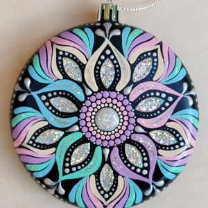 Kézzel festett, egyedi  karácsonyfadísz mandala mintával, Candy színekkel  1 db - otthon & életmód - dekoráció - spiritualitás - mandala - Meska.hu