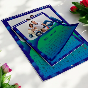 2025-ös A4-es falinaptár kék buborékos , Otthon & Életmód, Dekoráció, Fali és függő dekoráció, Falinaptár & Öröknaptár, Fotó, grafika, rajz, illusztráció, MESKA