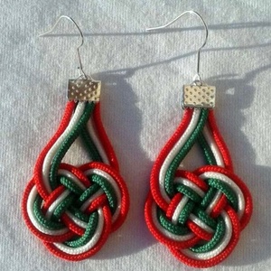 Nemzeti színű fülbevaló  - Meska.hu