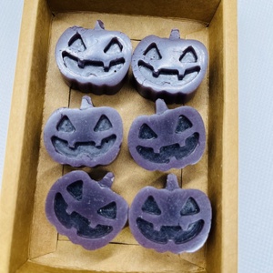 Halloweeni tök illatviasz csomag - lila, Otthon & Életmód, Dekoráció, Halloween, Halloweeni dekoráció, Gyertya-, mécseskészítés, MESKA