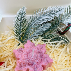 Rózsaszín hópehely gyertya  - Meska.hu